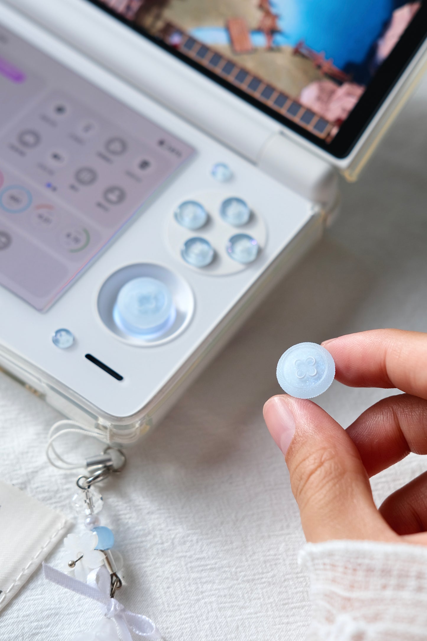 Crystal Moon Jellyfish Buttons & Aqua Glitter Thumbstick Caps for AYN Thor